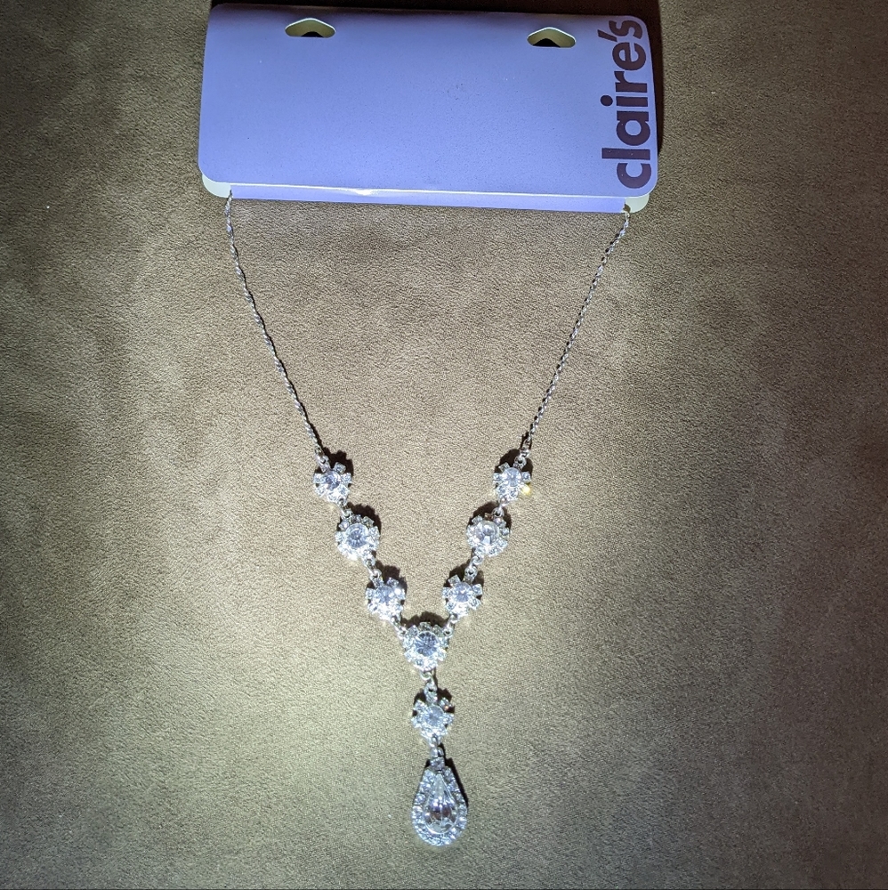 NIP Gorgeous 💎 Rhinestone 💎 Necklace - Picture 2 of 2